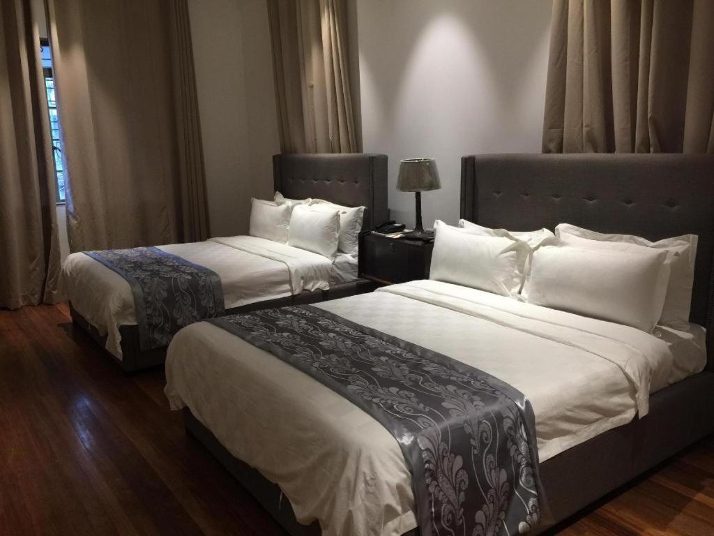Avenue Suites Bacolod Exterior foto